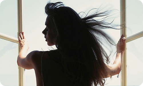 Amanda Stoer nude model